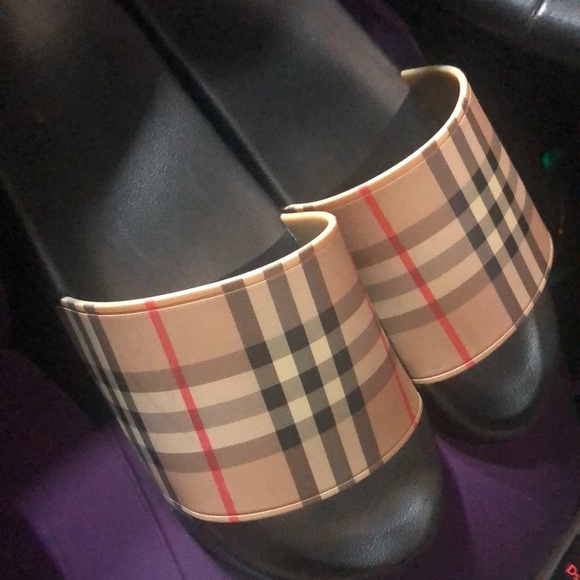 burberry slides men size 43(10) - Picture 1 of 1